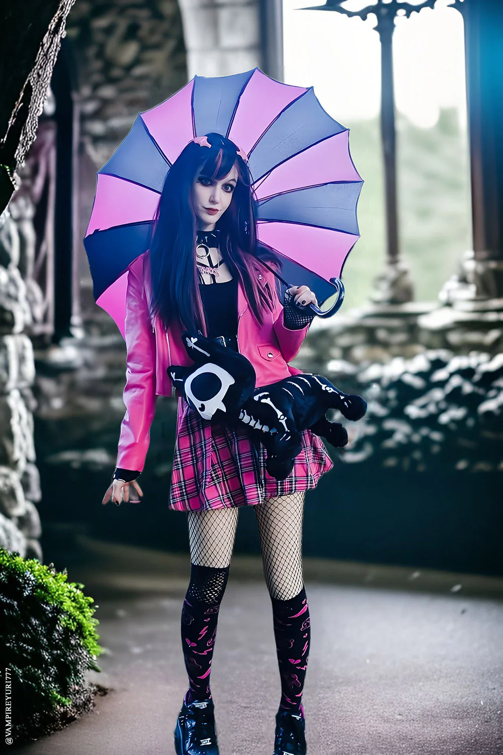 Batwing Pagoda Umbrella [BLACK/HOT PINK STRIPED] - Image 14