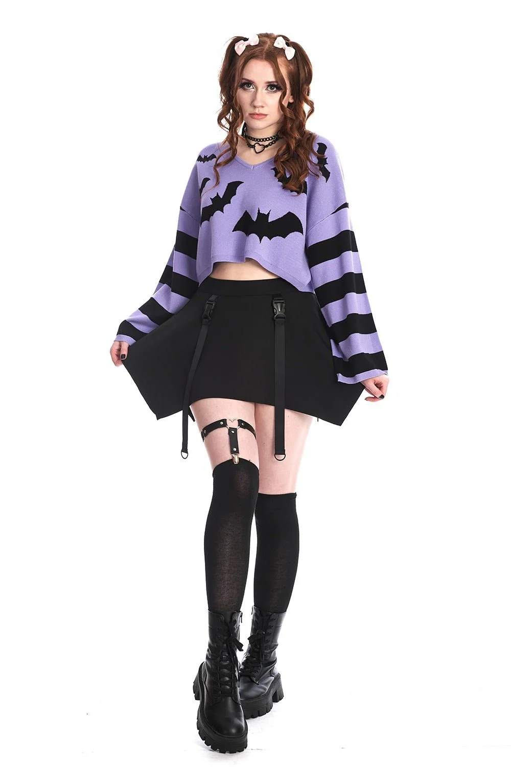Black Metal Heart Thigh Garter - Image 3