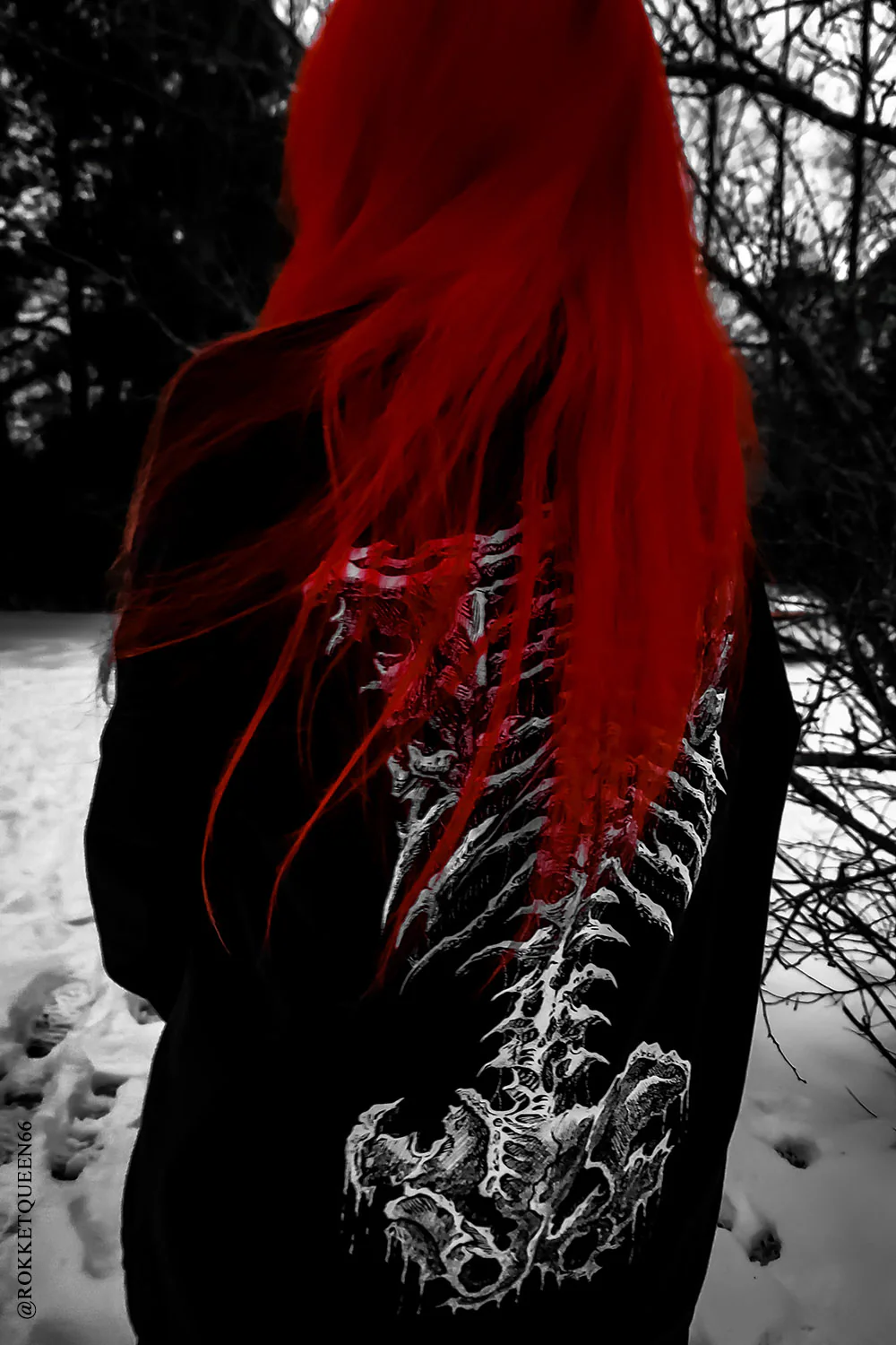 Bleeding Heart Skeleton Sweatshirt - Image 5