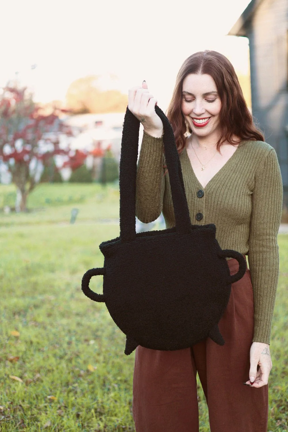Cozy Cauldron Bag - Image 9