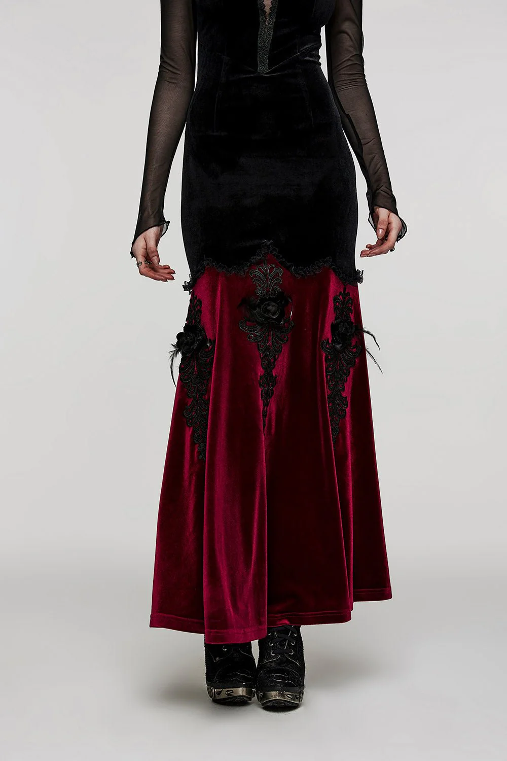 Dark Ballad Maxi Dress [BLACK/RED] - Image 3