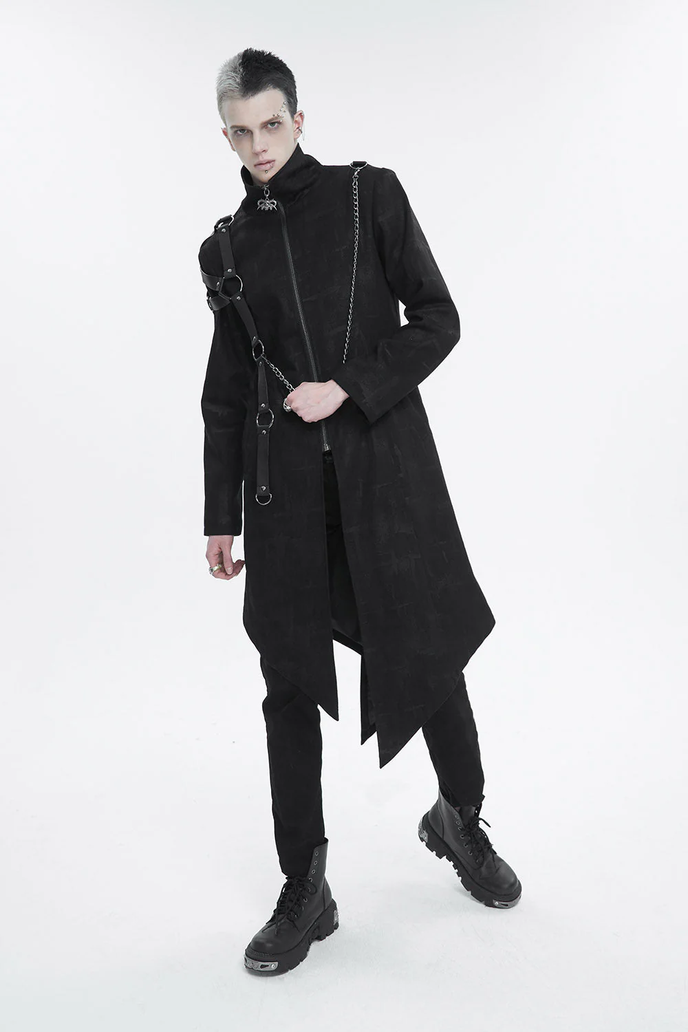 Dark Omen Shoulder Armor Coat - Image 6