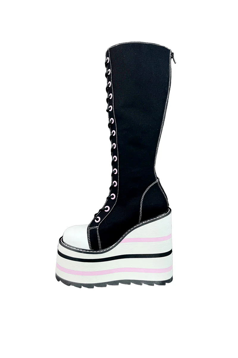 Detention Kuromi Platform Boots [Black/Pink] - Image 4
