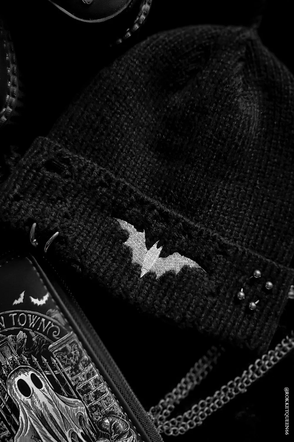 Distressed Pierced Beanie [White Bat] - Image 17
