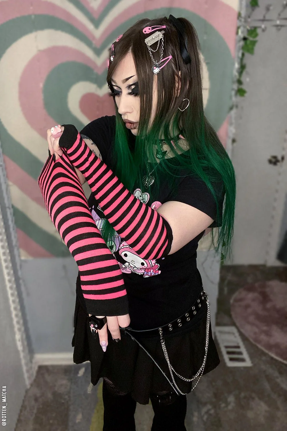 Emo Striped Arm Warmers [Multiple Colors Available] - Image 26