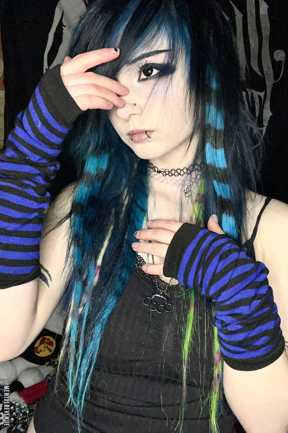 Emo Striped Arm Warmers [Multiple Colors Available] - Image 28