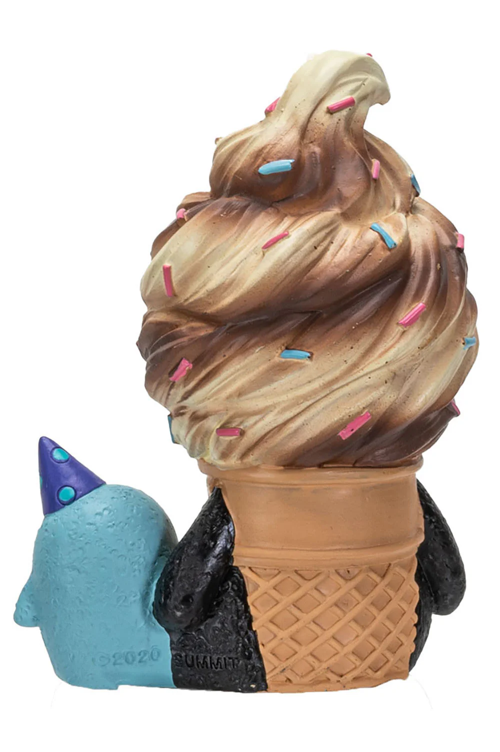 Softo the Frozen Yogurt Statue - Image 3