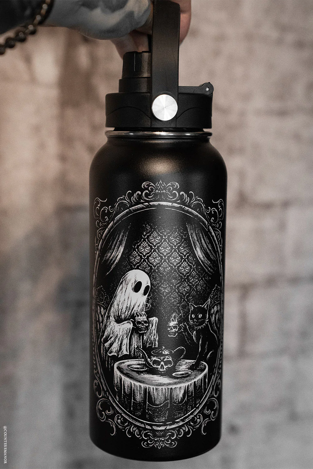 Ghost Friends 32 Oz Water Bottle - Image 10