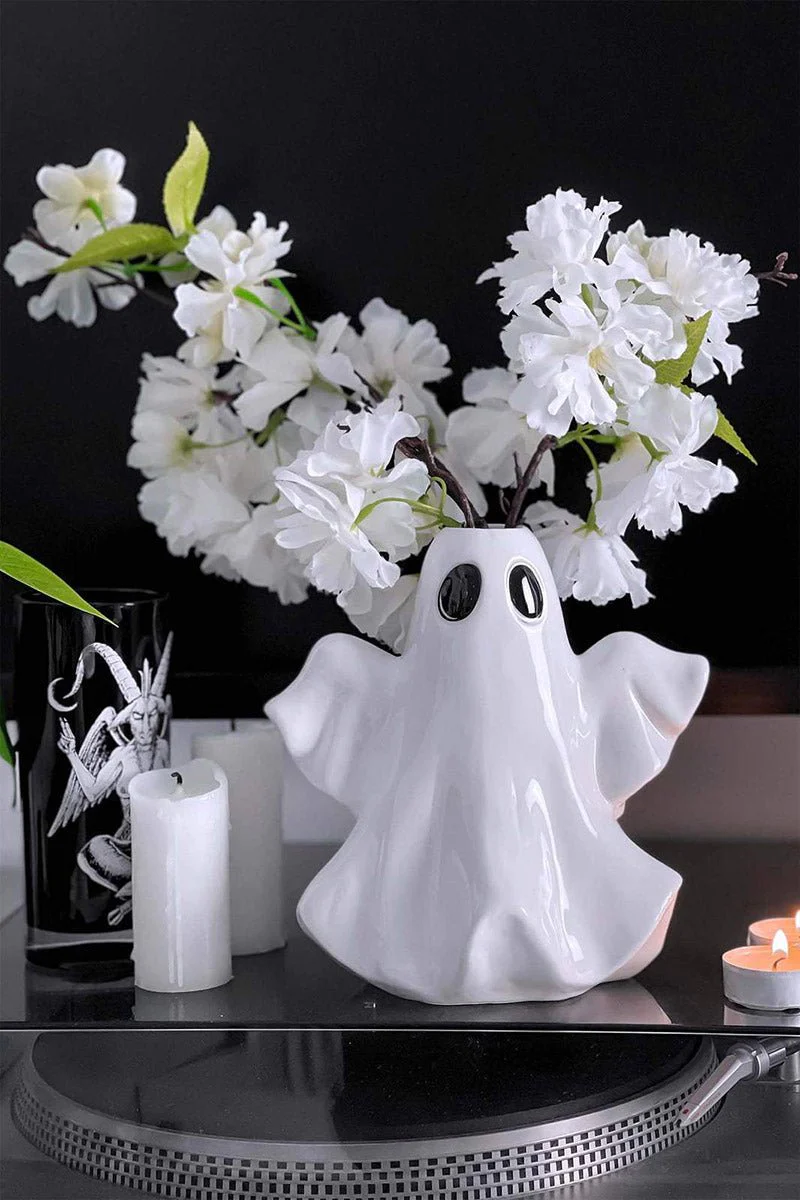 Ghostly Vase - Image 3