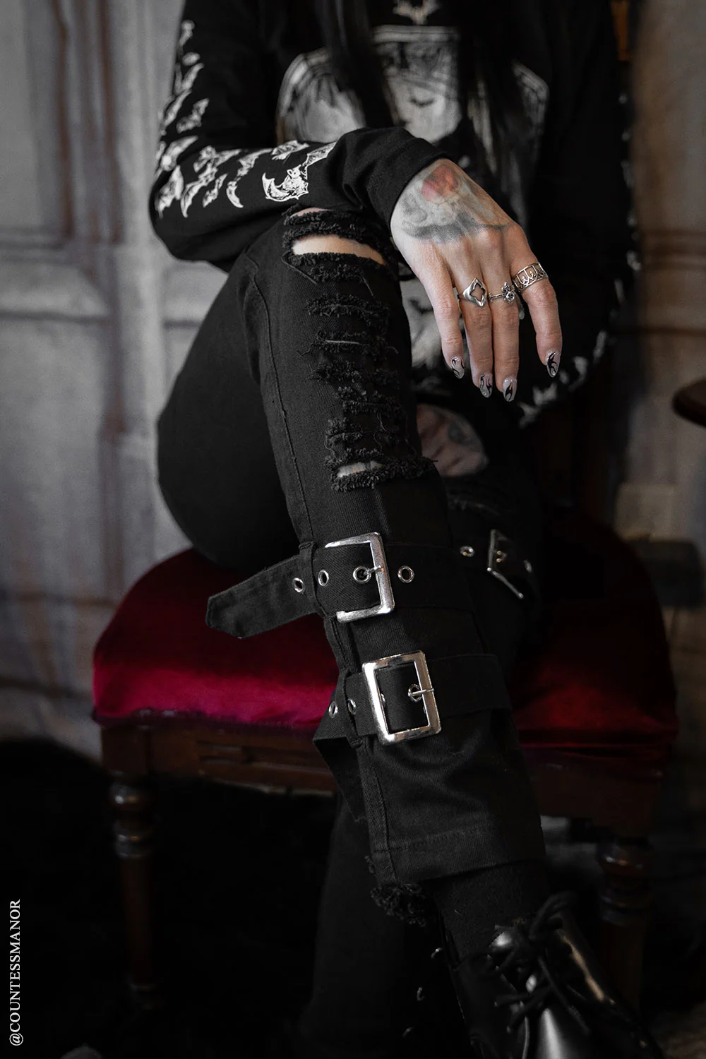 Inquisition Shredded Skinny Jeans [Unisex] - Image 15