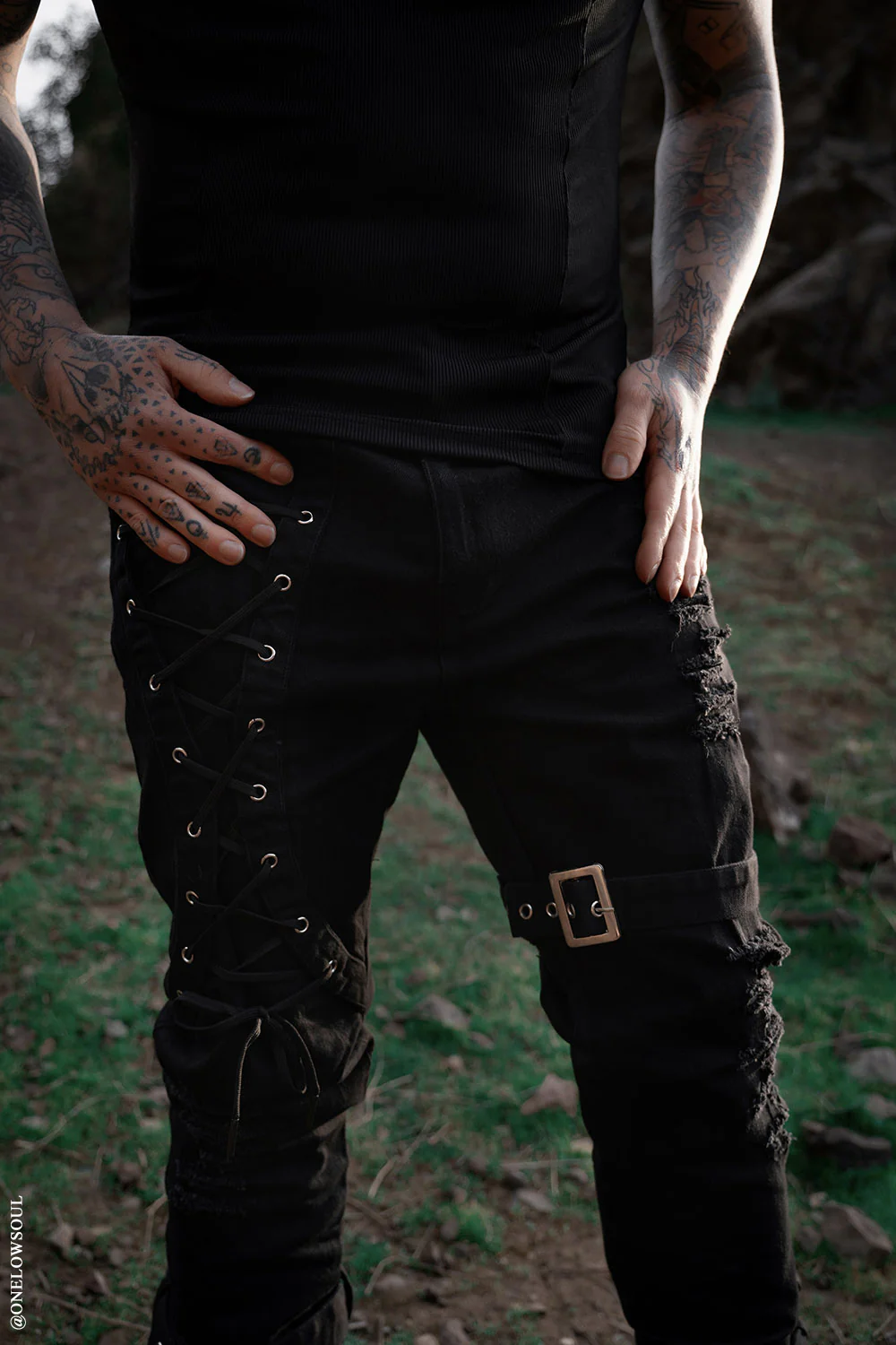 Inquisition Shredded Skinny Jeans [Unisex] - Image 3
