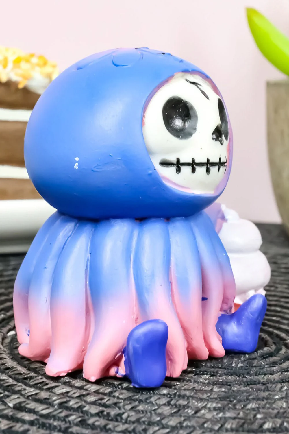 Jelly the Jellyfish Statue - Image 3