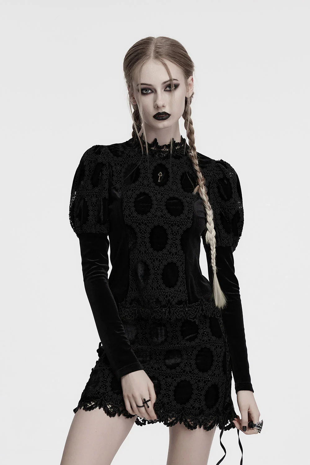 Keylace Embroidered Puff Sleeve Top [Black] - Image 2