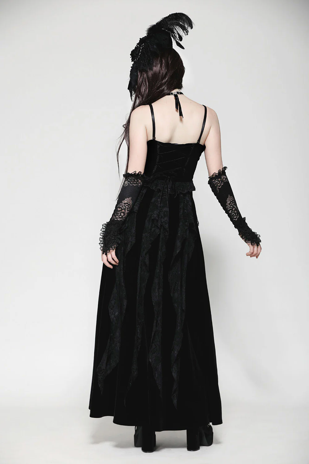 La Muerte Lace Gothic Gloves - Image 8