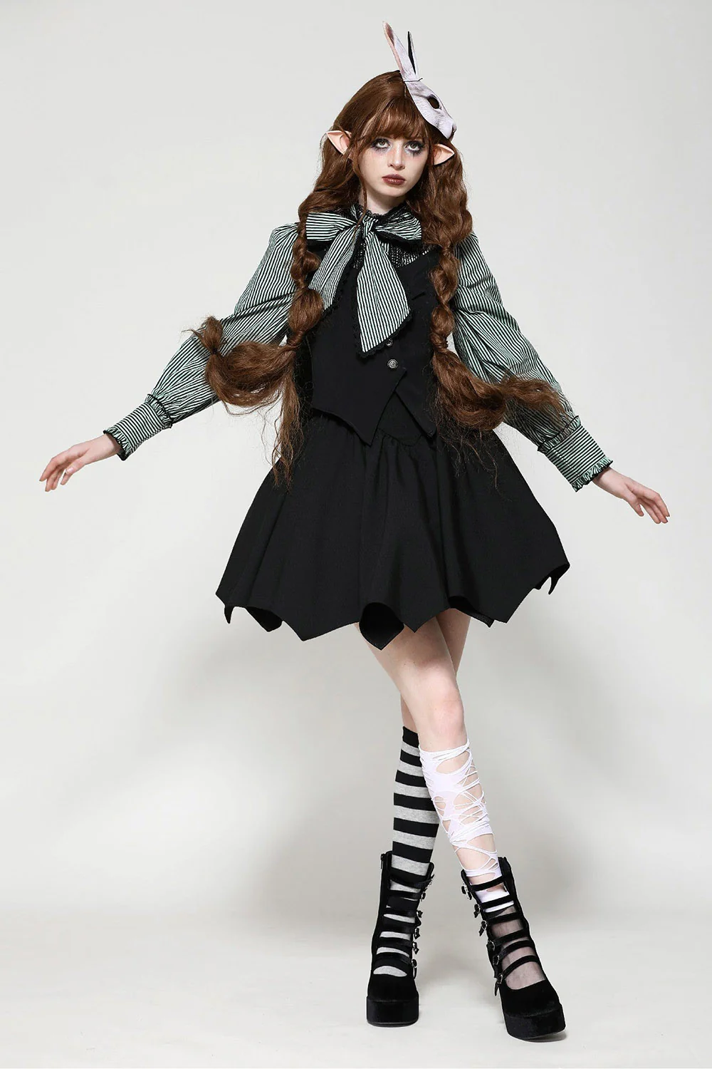 Lace-Up Batwing Vest - Image 4