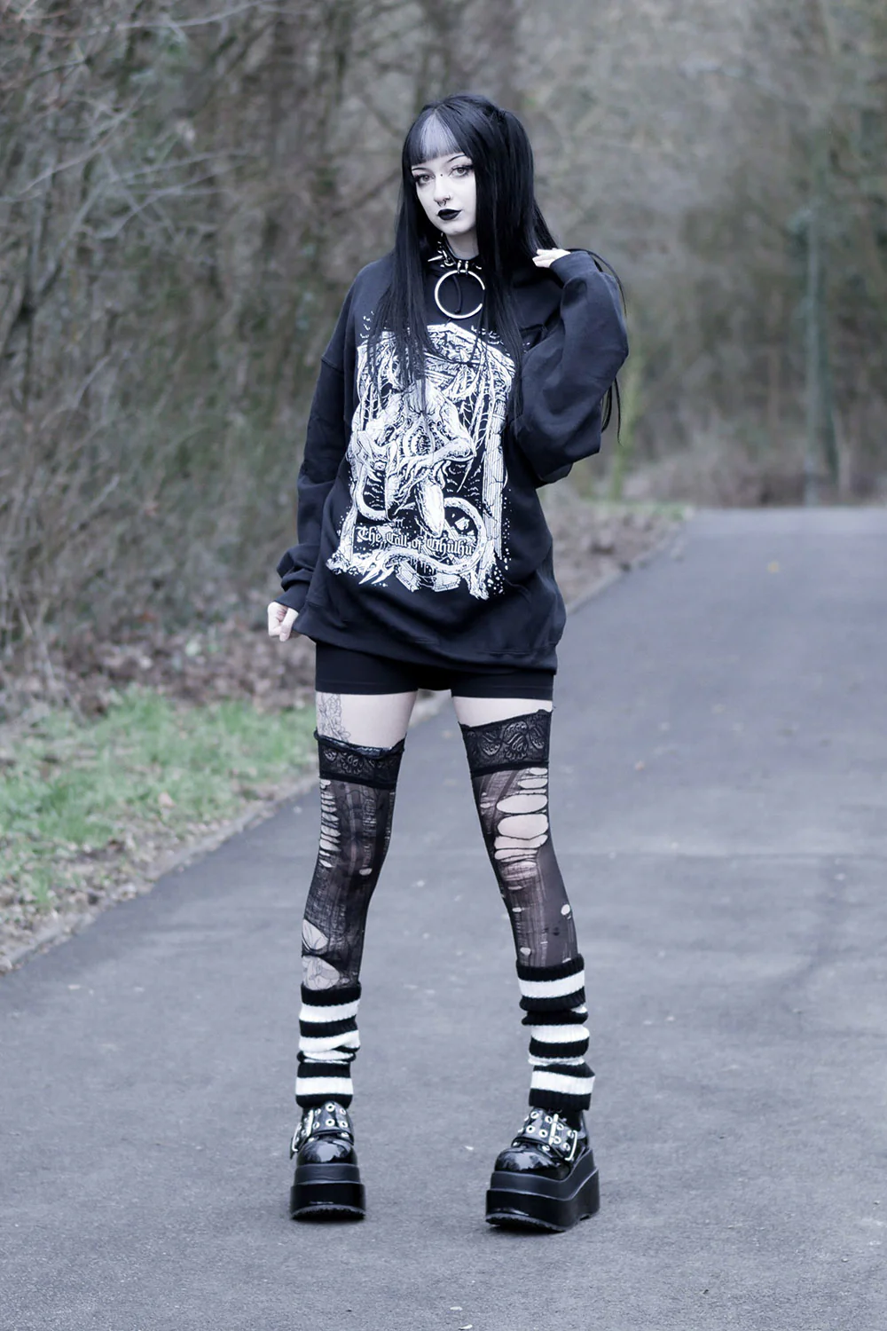 Love at First Bite Striped Leg Warmers [Black/White] - Image 9