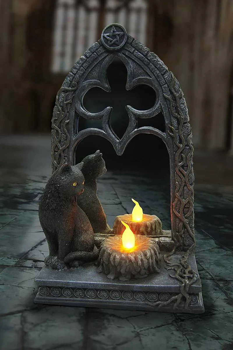 Magic Mirror Cat Figurine - Image 2
