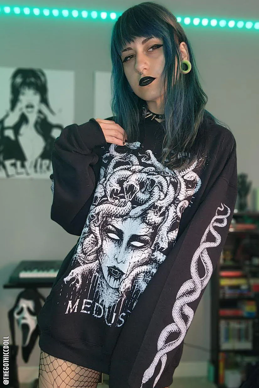 Medusa Hoodie - Image 18