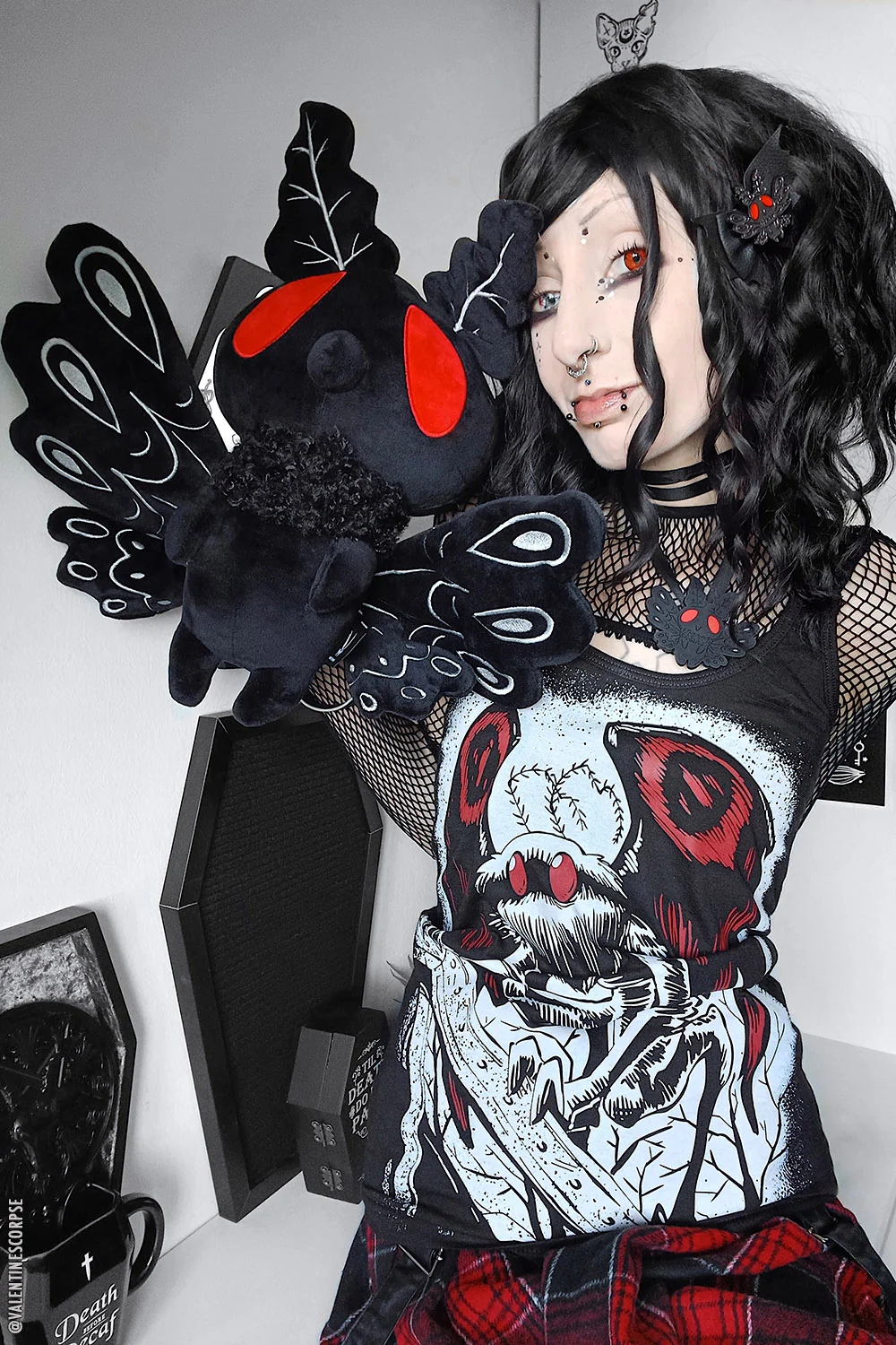 Mothman Plush Toy - Image 9