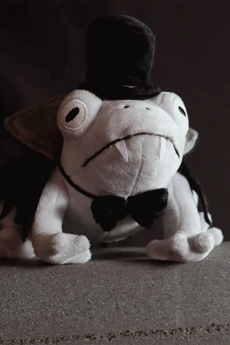 Nosferatoad Plushie - Image 9