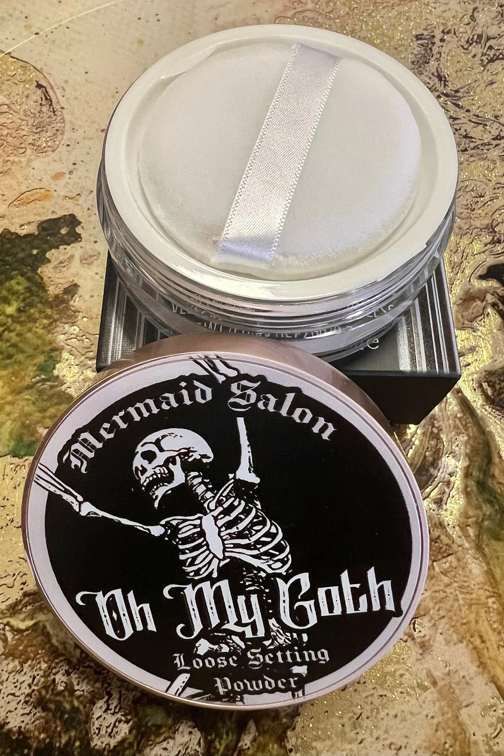 Oh My Goth Loose Setting Powder - Image 4