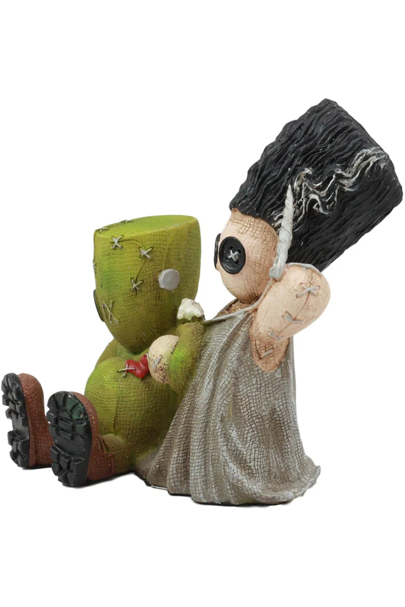 Pinheads Mad Stitch Love Statue - Image 4