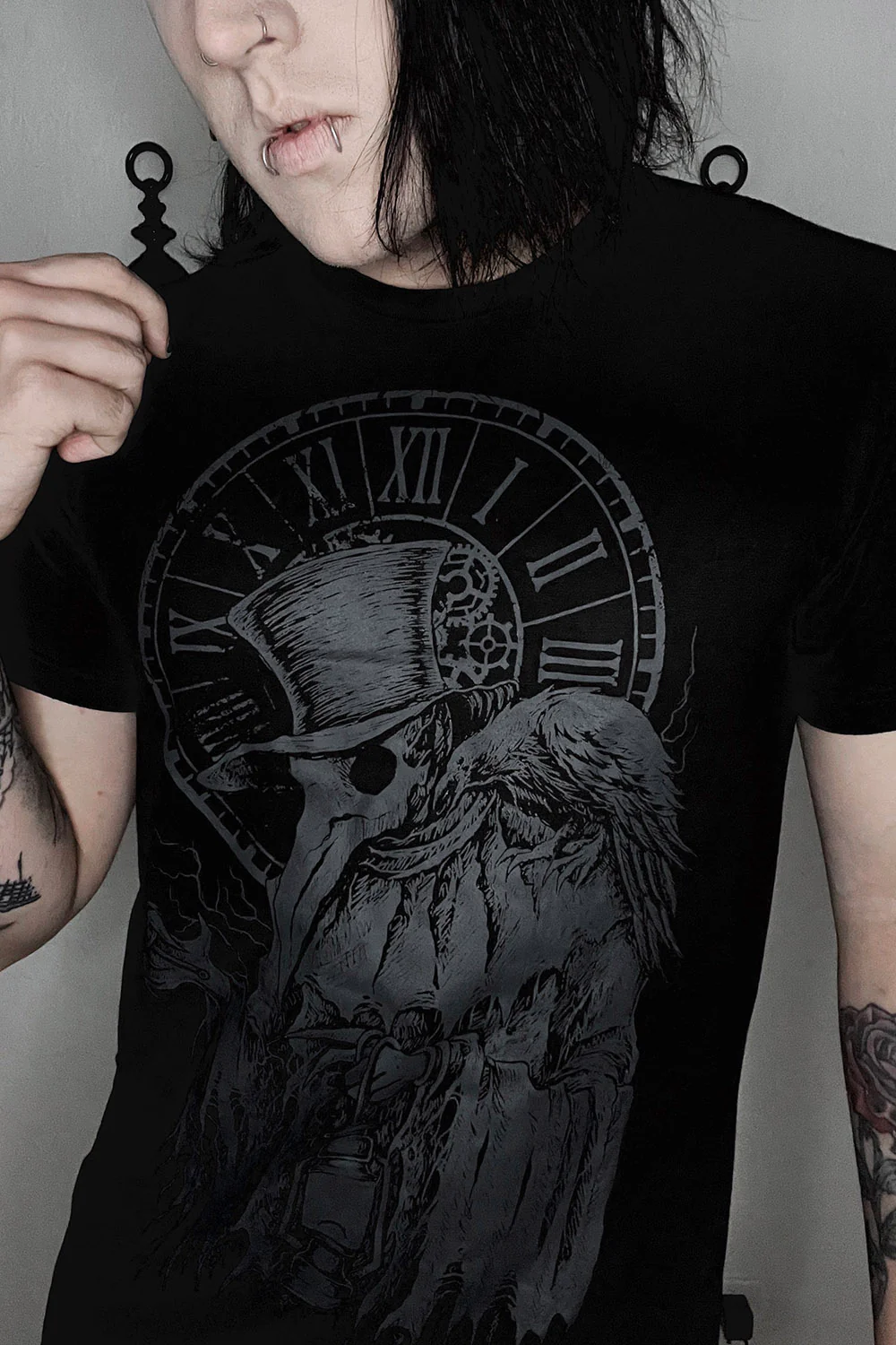 Plague Doctor T-shirt [GREY ASHES] - Image 5