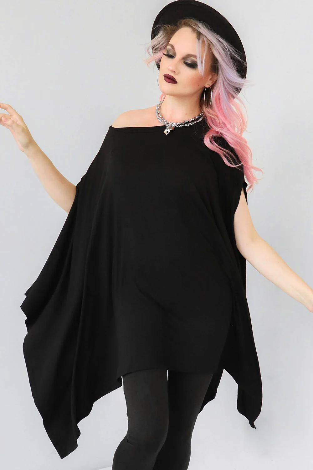 Rhiannon Flowing Oversized Tunic Top - Image 8