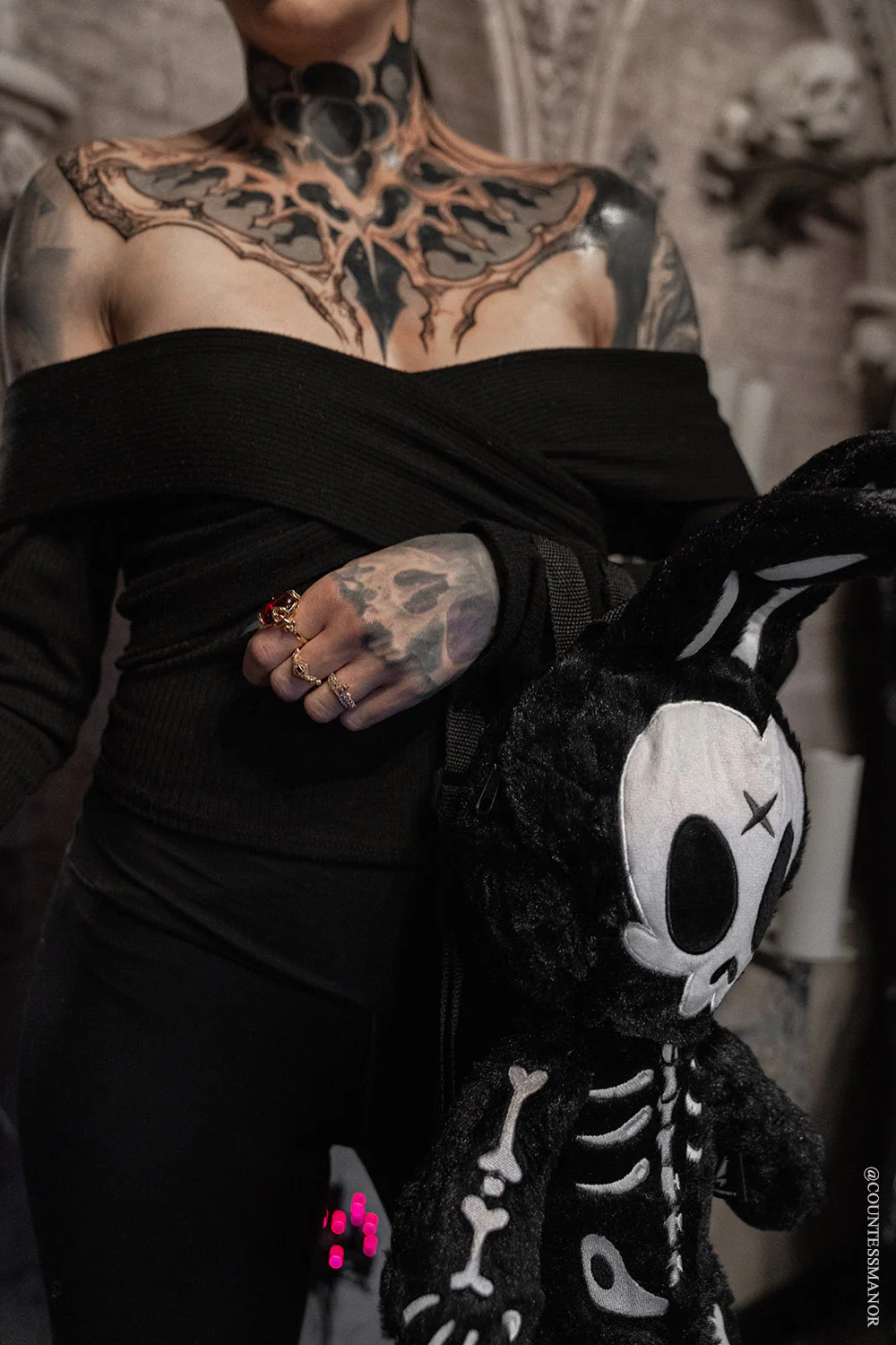 RIP Rabbit Plush Backpack - Image 7