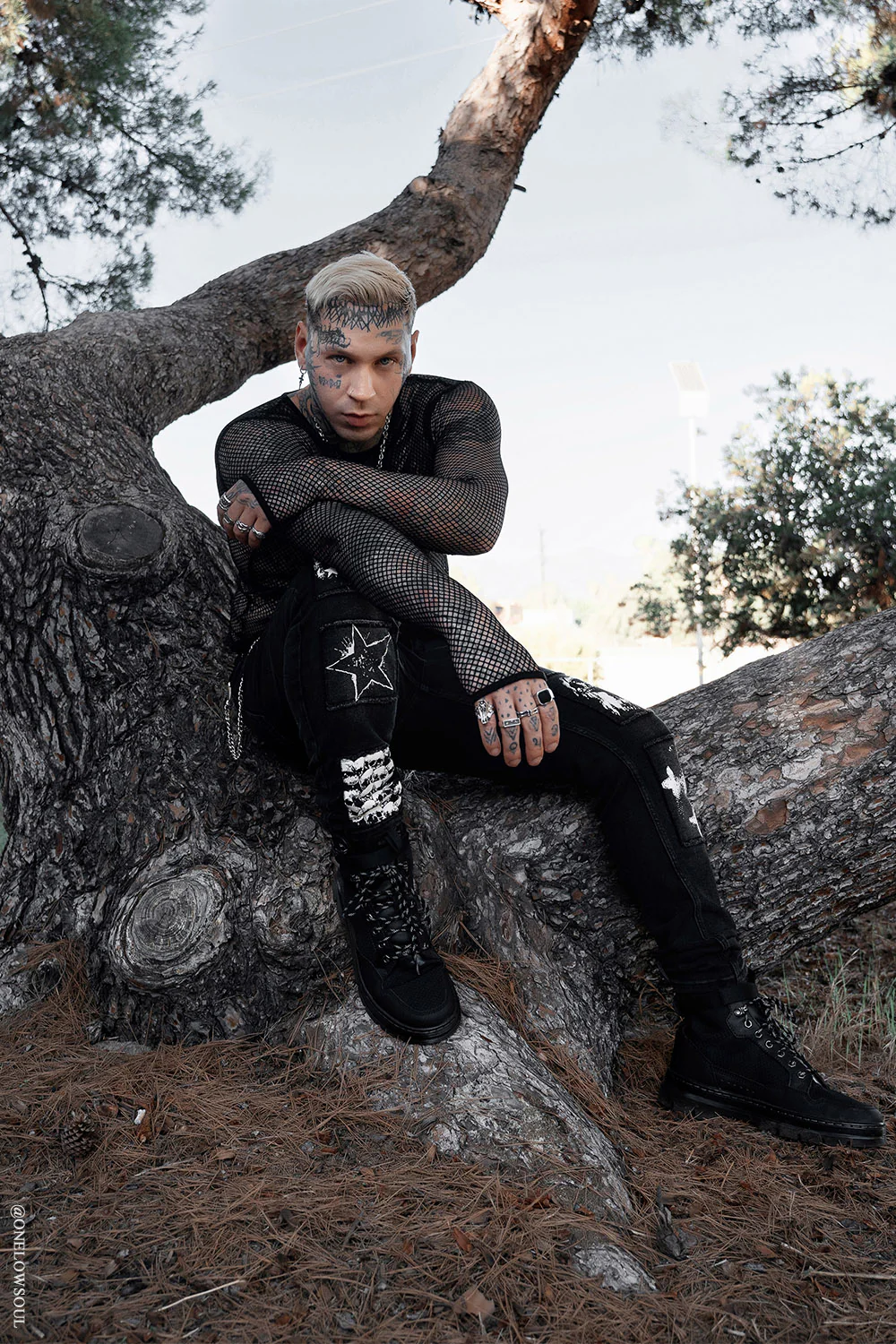 Shadowgrid Fishnet Shirt - Image 9