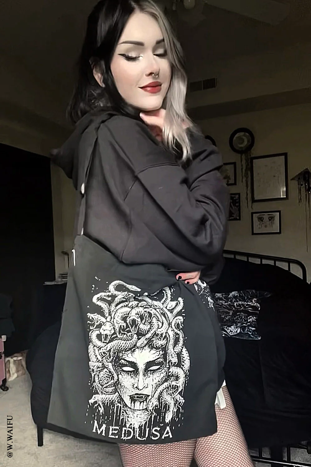 Shoulder Sling Zipper Tote Bag - Image 17