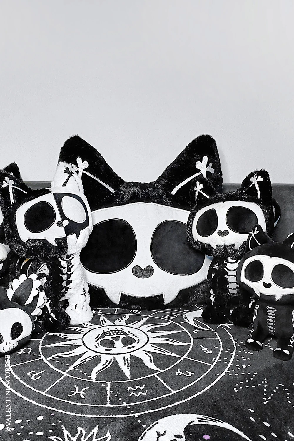 Skelekitty Throw Pillow - Image 10