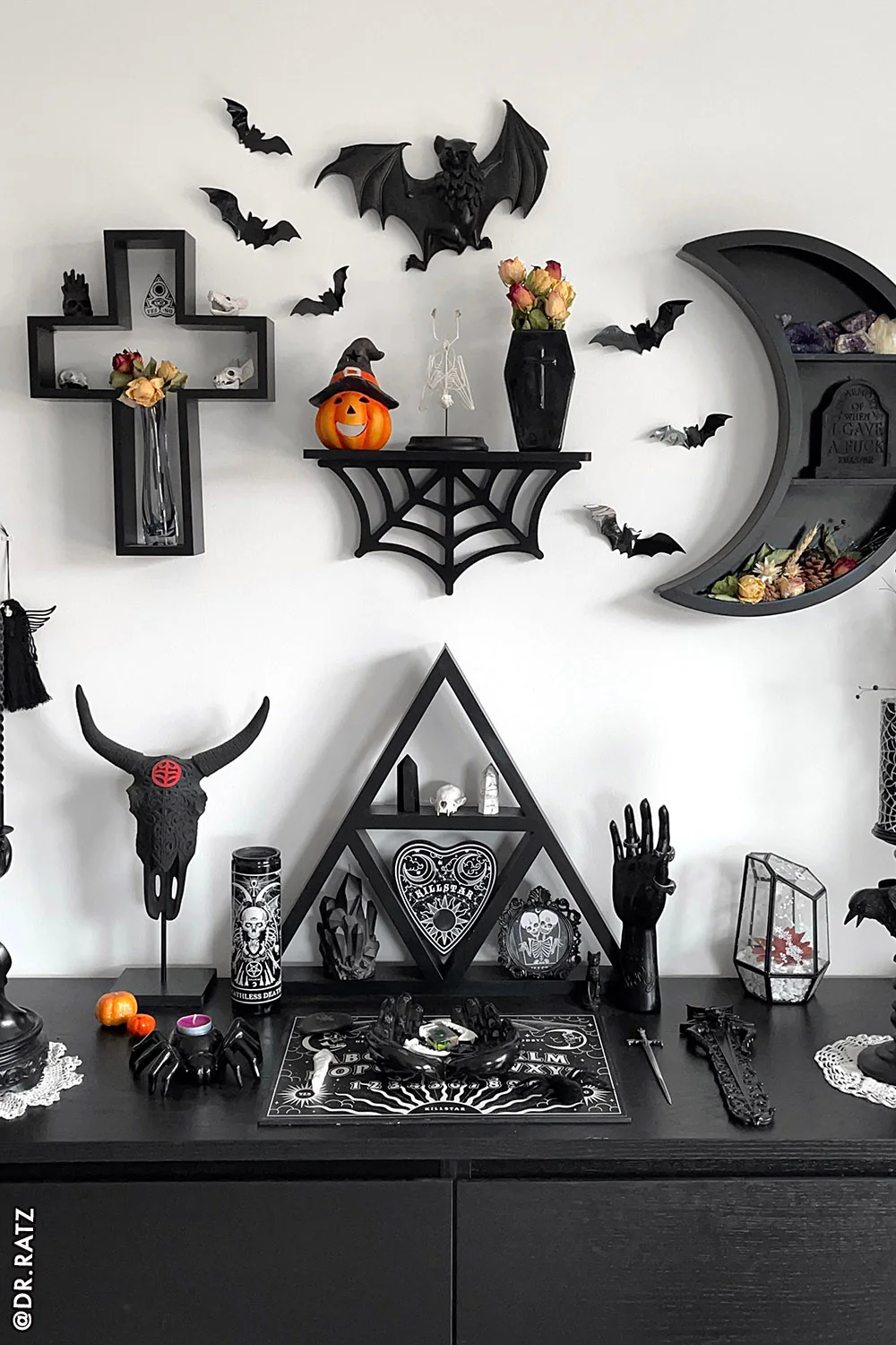 Spiderweb Shelf - Image 12