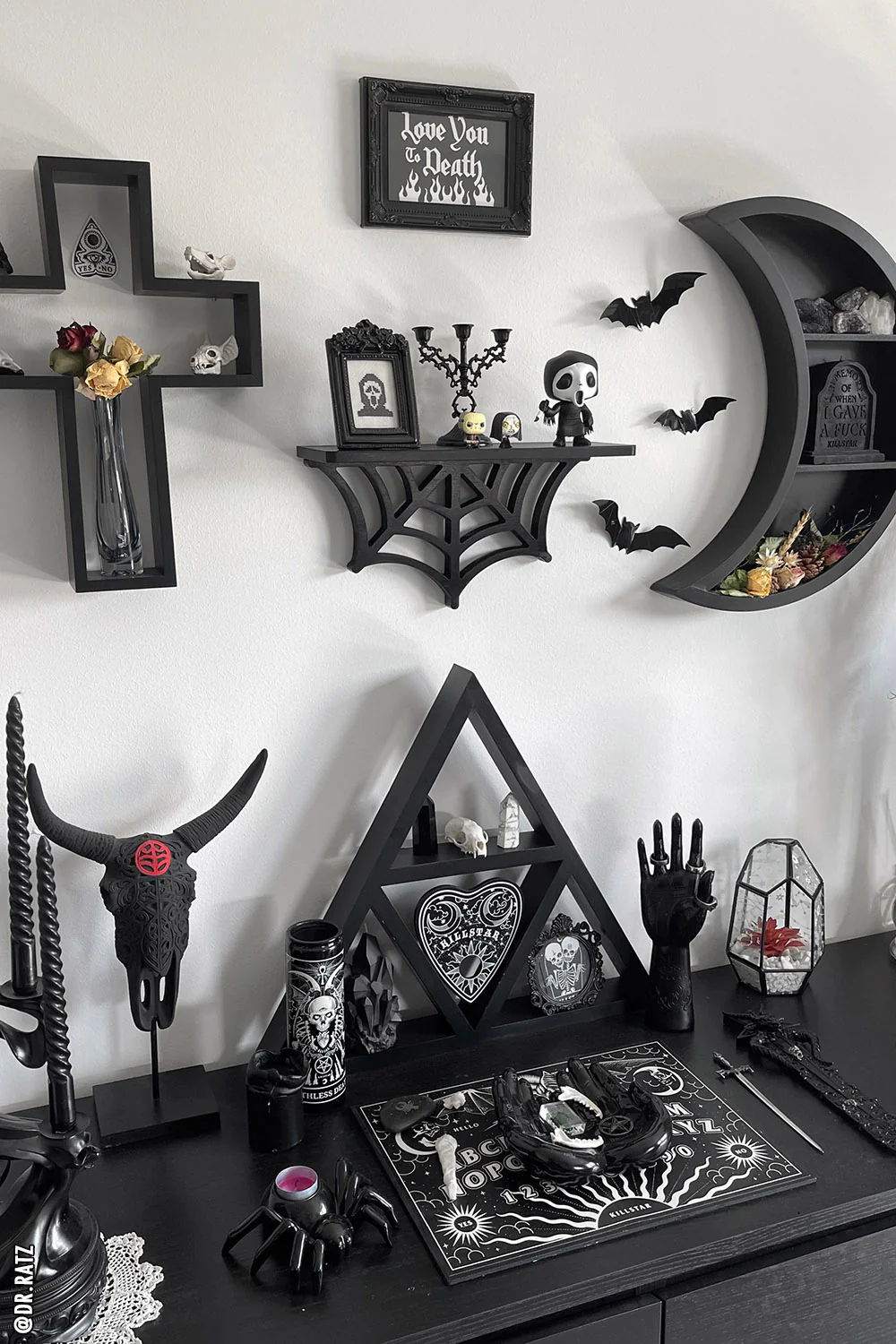 Spiderweb Shelf - Image 13
