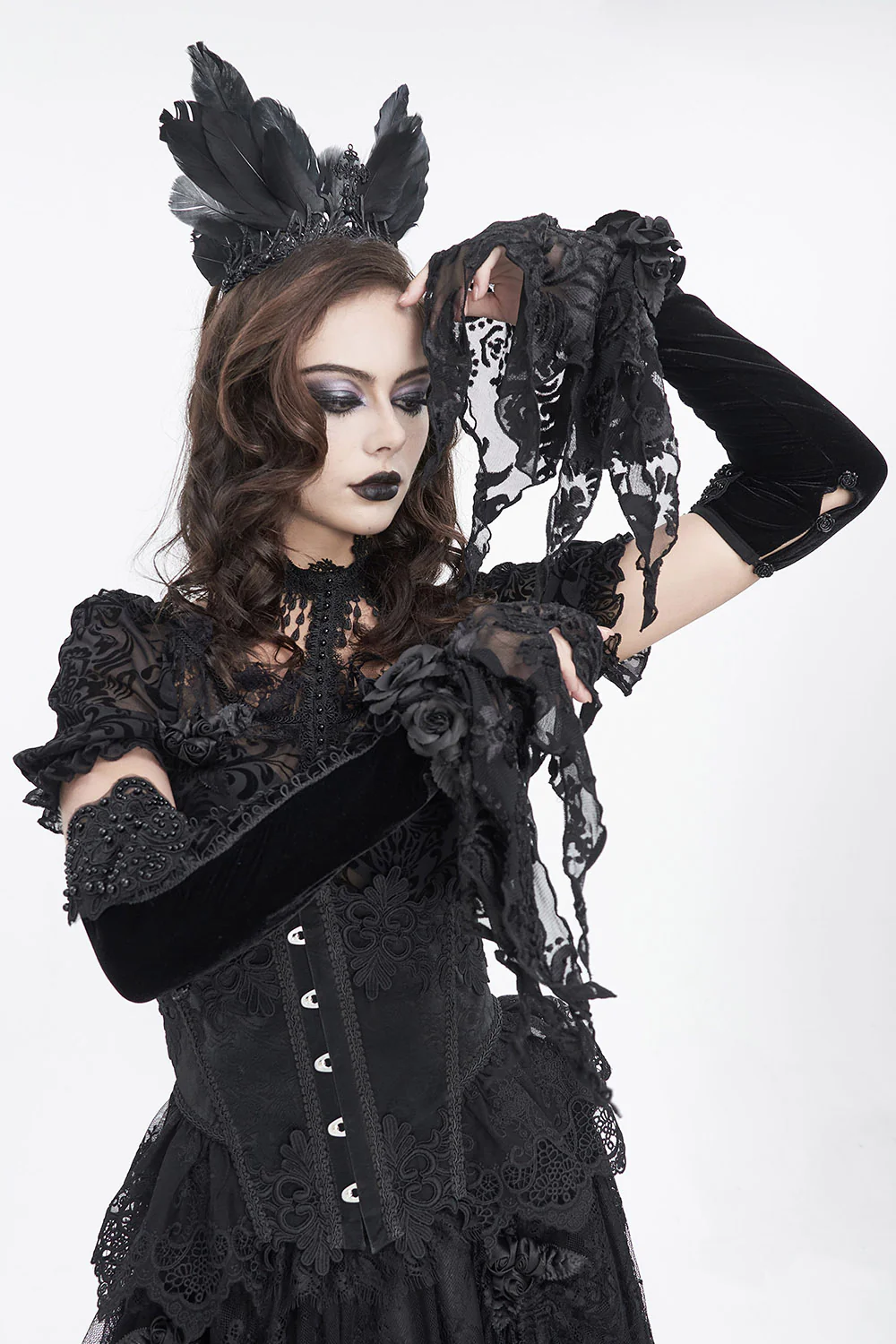 Tattered Witch Velvet Gloves - Image 2