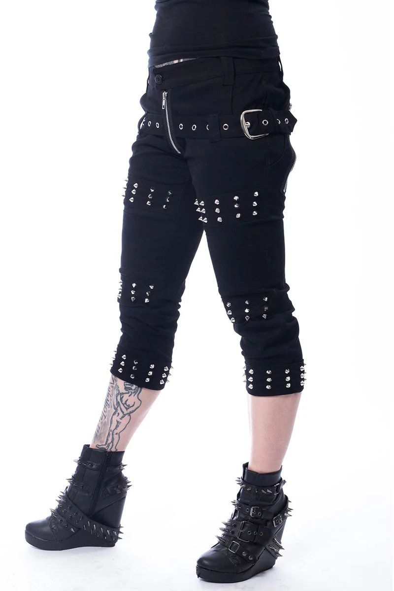 Via Short Capris Pants - Image 2