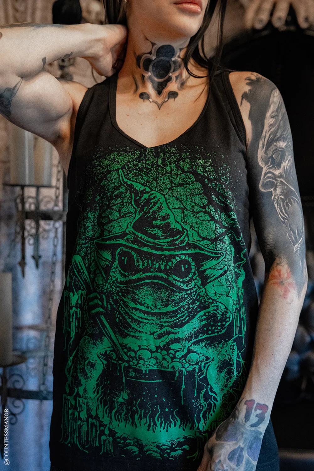 Witch Toad T-shirt - Image 9